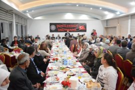 Tatvan’da şehit ve gazi yakınlarına yönelik iftar yemeği düzenlendi