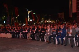 Tatvan’da '15 Temmuz Demokrasi ve Milli Birlik Günü' Programı Düzenlendi