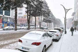 Bitlis İl Genelinde Kar Yağışı Etkili Oldu