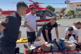 Dağ Yamacından Düşen Vatandaşa Ambulans Helikopterle Müdahale  