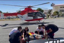 Dağ Yamacından Düşen Vatandaşa Ambulans Helikopterle Müdahale  