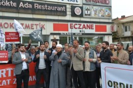 Tatvan’daki Vatandaşlar İsrail’i Protesto Ederek Filistinliler İçin Dua Okudu