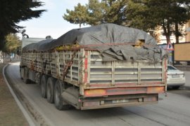 Bitlis’ten Suriye’ye Yardım Tırı Gönderildi