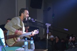 KESK Bitlis Şubeler Platformu Tatvan’da Konser Düzenledi