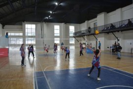 Tatvan’da Voleybol Müsabakaları Yapıldı