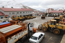 Bitlis Belediyesi Kış Hazırlıklarını Tamamladı