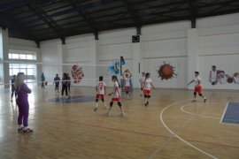 Tatvan’da Voleybol Müsabakaları Yapıldı