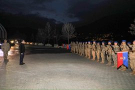 Vali Karakaya, Hizan’daki Polis ve Jandarma Güvenlik Noktalarını Ziyaret Etti