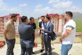Bitlis İl Sağlık Müdürü Ekici, Tatvan Devlet Hastanesi’nde İncelemelerde Bulundu