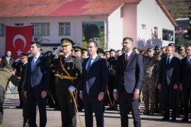 Cumhuriyet Bayramı Yıl Dönümü Dolayısıyla Bitlis’te Tören Düzenlendi