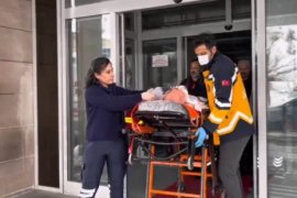 Bitlis’te 90 Yaşındaki Hasta, Sağlık Bakanlığı Hava Ambulansı ile İstanbul’a Sevk Edildi