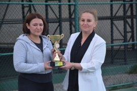 Tatvan'da Düzenlenen Tenis Turnuvası’na 55 Sporcu Katıldı