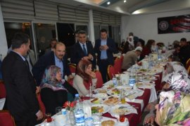 Tatvan’da şehit ve gazi yakınlarına yönelik iftar yemeği düzenlendi