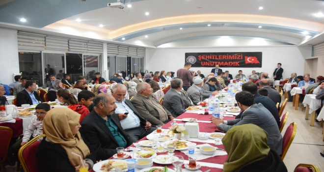 Tatvan’da şehit ve gazi yakınlarına yönelik iftar yemeği düzenlendi