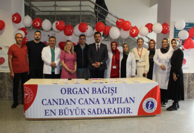 Tatvan Devlet Hastanesi'nde Organ Bağışı Haftası Etkinliği Düzenlendi